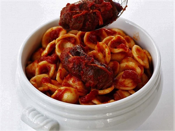orecchiette alla pugliese con bracioline macelli44